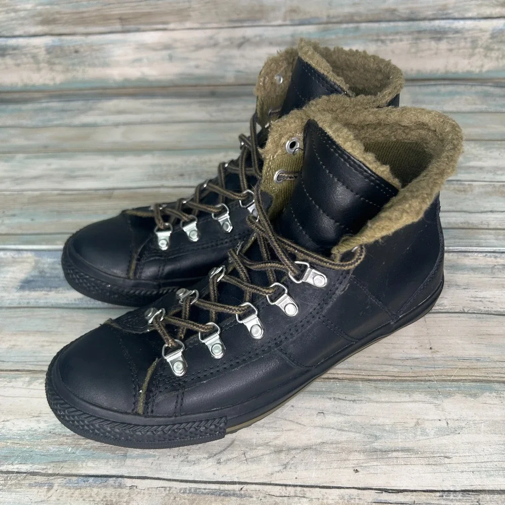 Converse Winter Boot Size 6 Junior Black Sherpa‎ Lined Chuck Taylor High Top